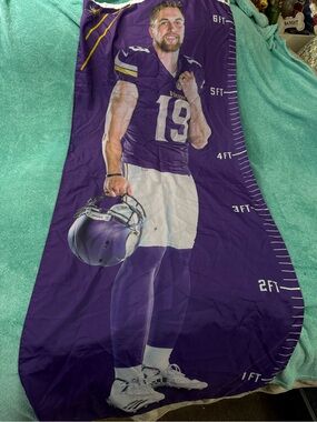 Adam Thielen  Minnesota Vikings NFL Football Size Chart Flag / Banner